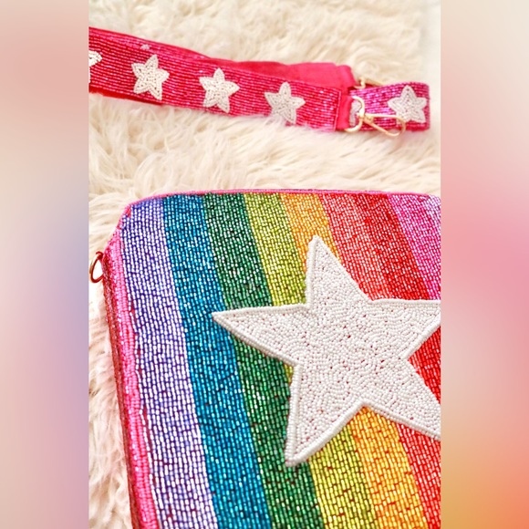 NEW BOUTIQUE HANDMADE BEADED CROSSBODY BAG PREPPY STYLE GAME DAY HAND CRAFTED - Picture 3 of 11